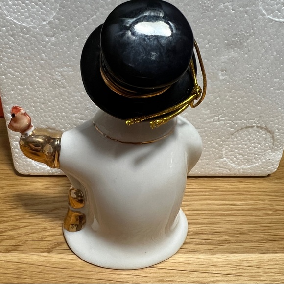 Thomas Kinkade Snowman Ornament - Picture 3 of 7